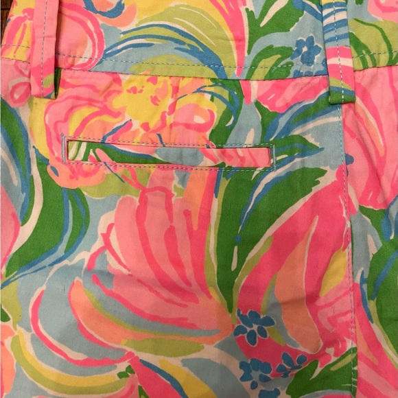 LILLY PULITZER Callahan Shorts- Size 0. - Picture 12 of 14